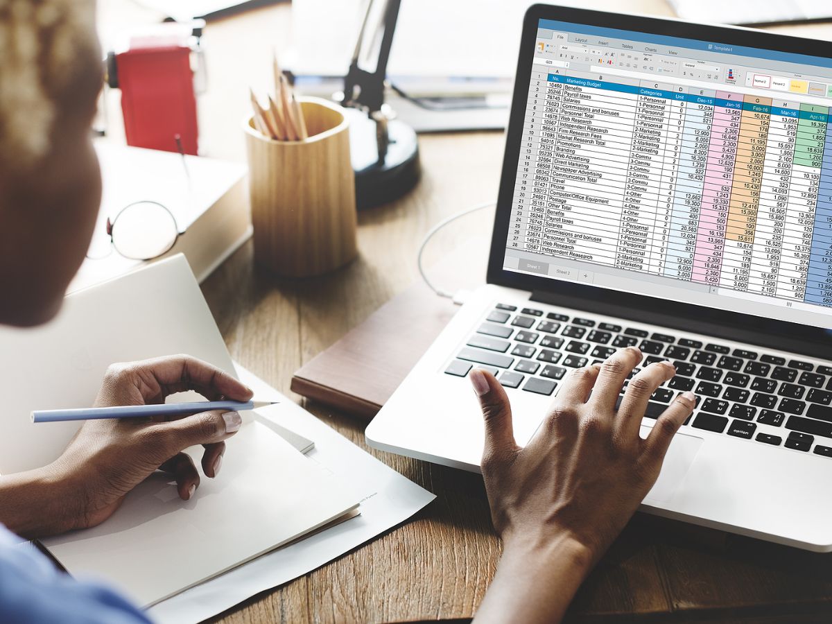 Signs Your Field Service Business Has Outgrown Spreadsheets